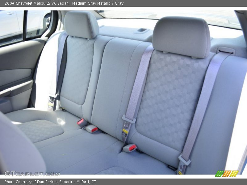 Medium Gray Metallic / Gray 2004 Chevrolet Malibu LS V6 Sedan