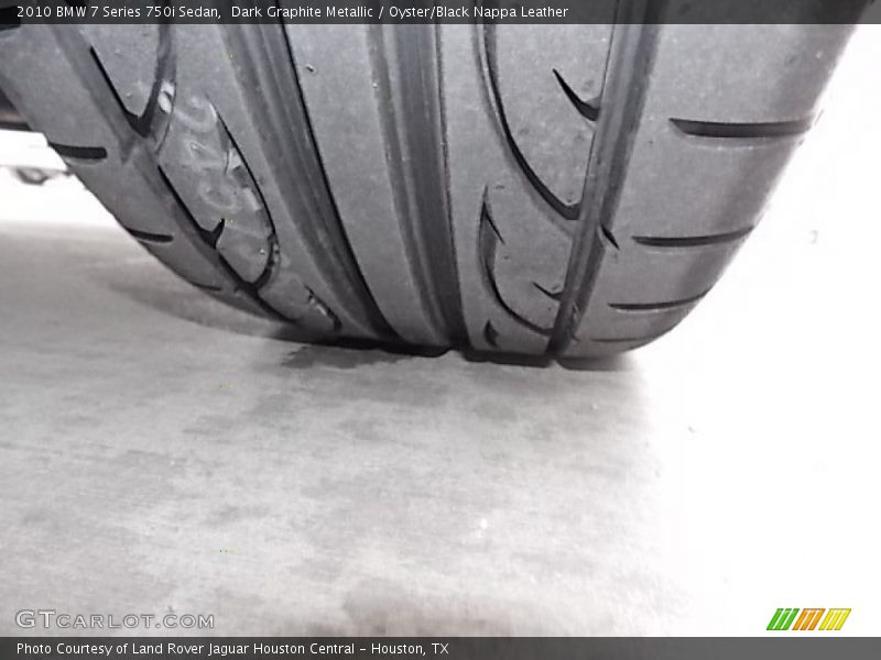 Dark Graphite Metallic / Oyster/Black Nappa Leather 2010 BMW 7 Series 750i Sedan