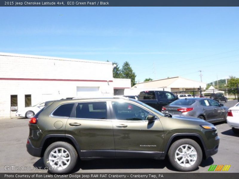  2015 Cherokee Latitude 4x4 ECO Green Pearl