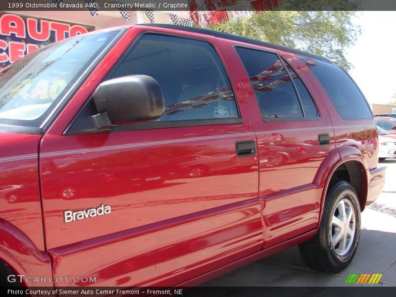 Cranberry Metallic / Graphite 1999 Oldsmobile Bravada AWD