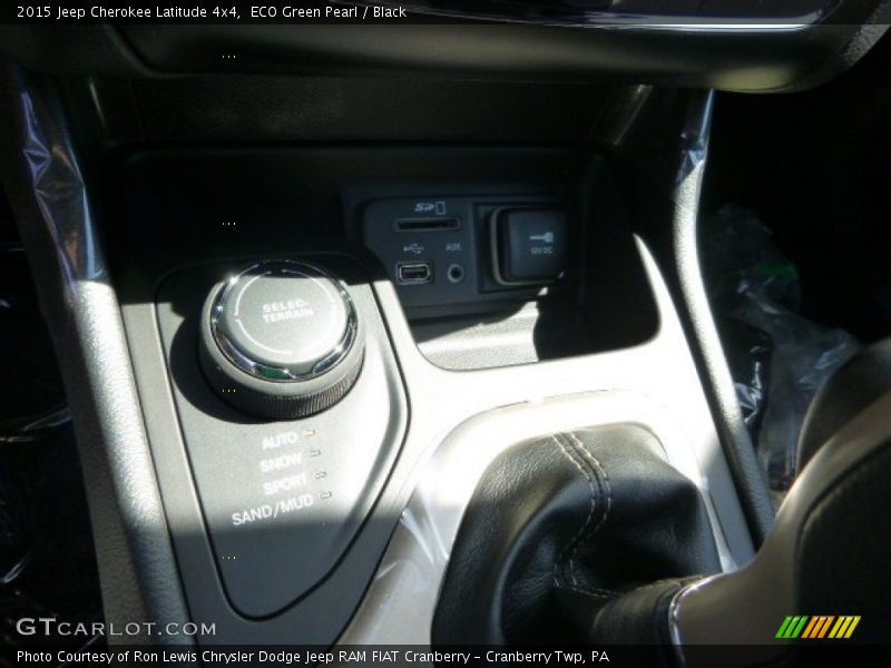 ECO Green Pearl / Black 2015 Jeep Cherokee Latitude 4x4