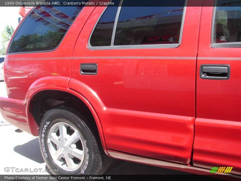 Cranberry Metallic / Graphite 1999 Oldsmobile Bravada AWD