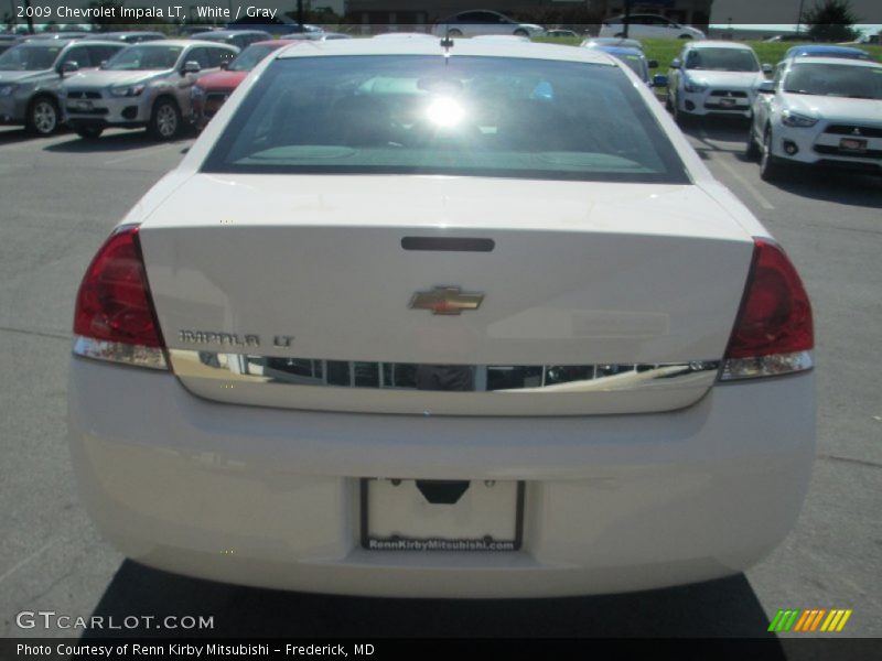 White / Gray 2009 Chevrolet Impala LT