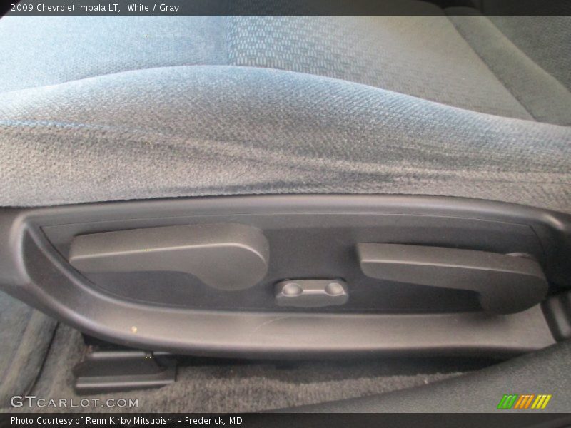 White / Gray 2009 Chevrolet Impala LT
