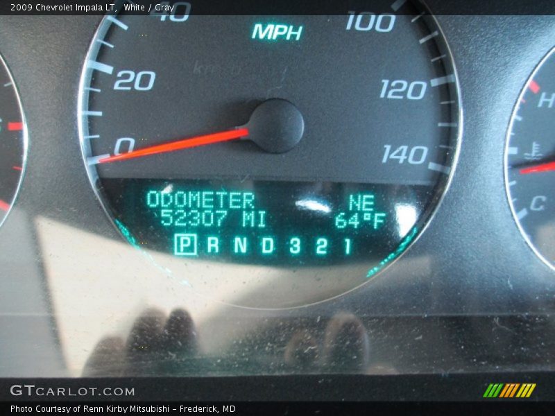 White / Gray 2009 Chevrolet Impala LT