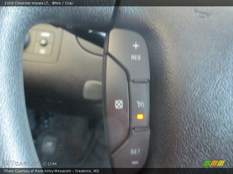 White / Gray 2009 Chevrolet Impala LT