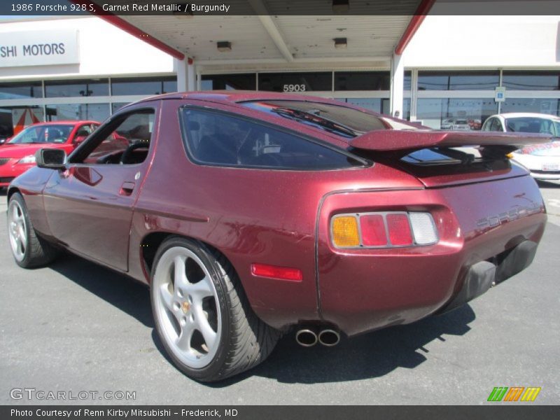 Garnet Red Metallic / Burgundy 1986 Porsche 928 S