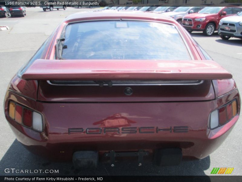 Garnet Red Metallic / Burgundy 1986 Porsche 928 S