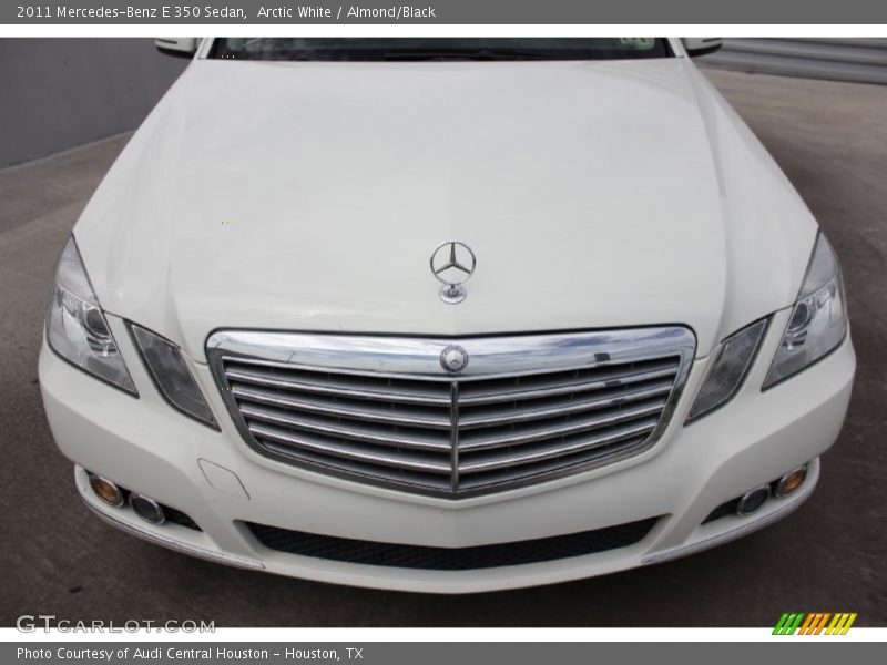 Arctic White / Almond/Black 2011 Mercedes-Benz E 350 Sedan