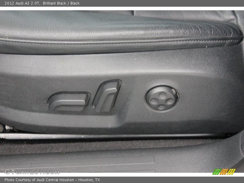Brilliant Black / Black 2012 Audi A3 2.0T