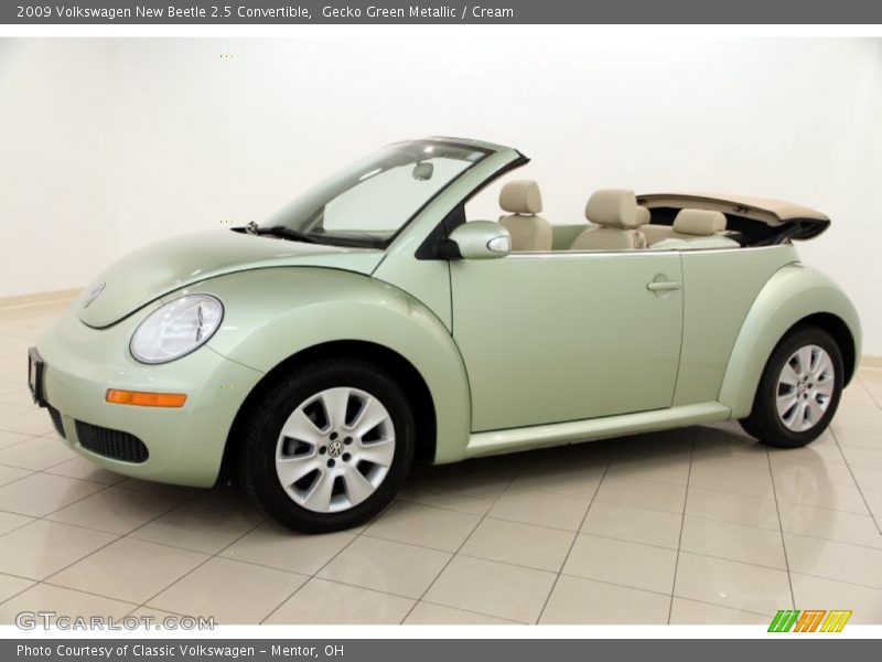 Gecko Green Metallic / Cream 2009 Volkswagen New Beetle 2.5 Convertible