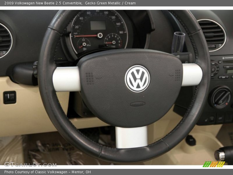 Gecko Green Metallic / Cream 2009 Volkswagen New Beetle 2.5 Convertible