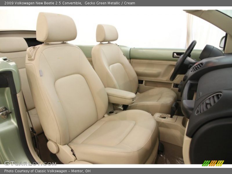 Gecko Green Metallic / Cream 2009 Volkswagen New Beetle 2.5 Convertible