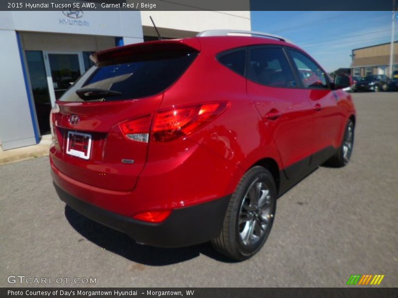 Garnet Red / Beige 2015 Hyundai Tucson SE AWD