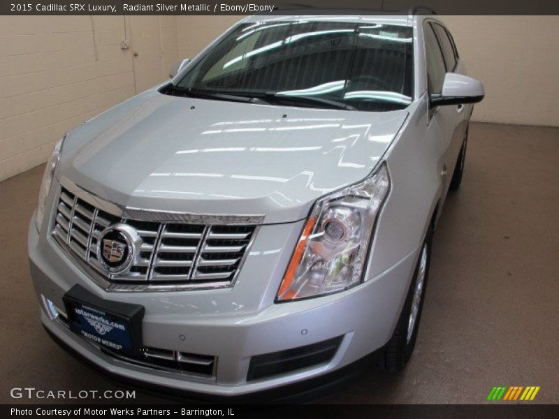 Radiant Silver Metallic / Ebony/Ebony 2015 Cadillac SRX Luxury