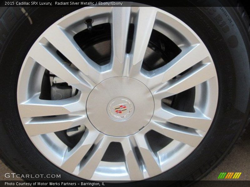 Radiant Silver Metallic / Ebony/Ebony 2015 Cadillac SRX Luxury