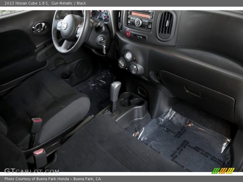 Gun Metallic / Black 2013 Nissan Cube 1.8 S