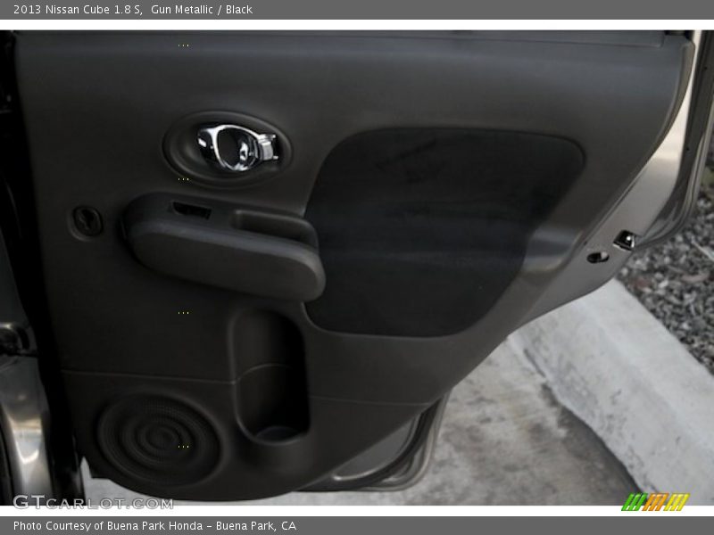 Gun Metallic / Black 2013 Nissan Cube 1.8 S