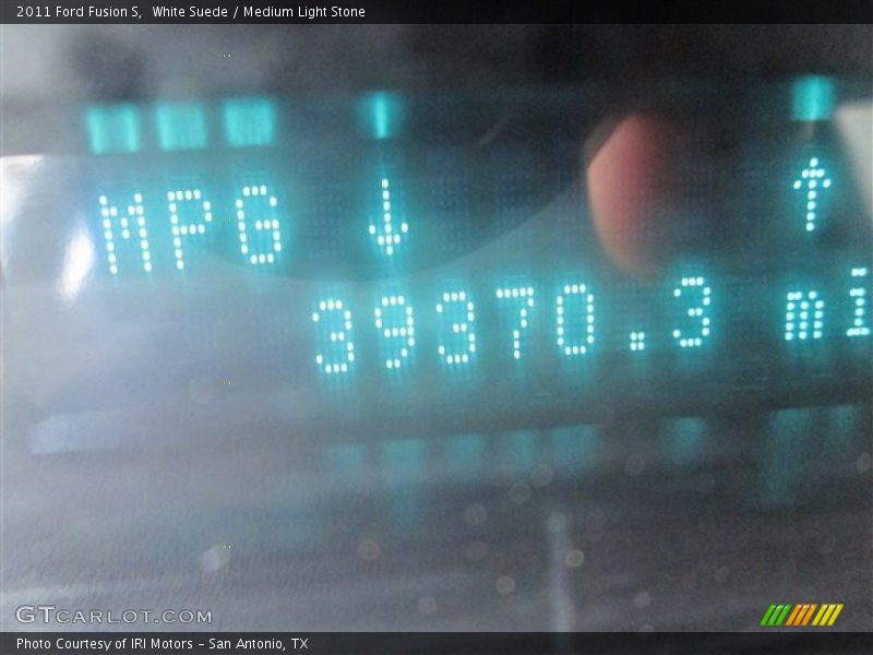 White Suede / Medium Light Stone 2011 Ford Fusion S