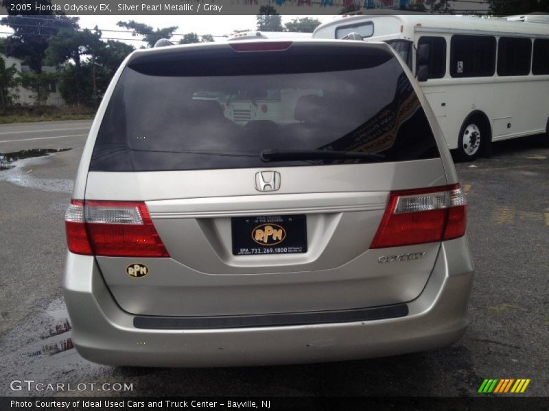 Silver Pearl Metallic / Gray 2005 Honda Odyssey EX