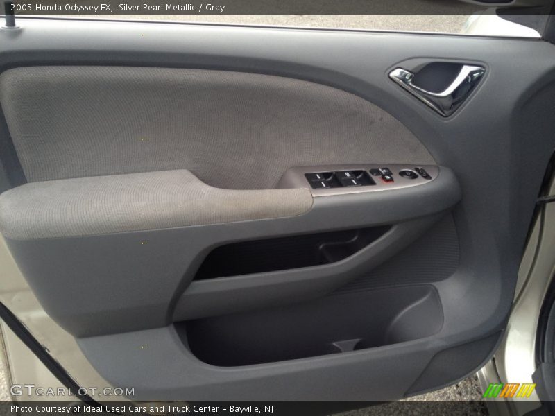 Silver Pearl Metallic / Gray 2005 Honda Odyssey EX