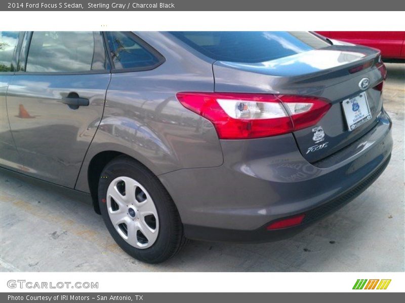 Sterling Gray / Charcoal Black 2014 Ford Focus S Sedan