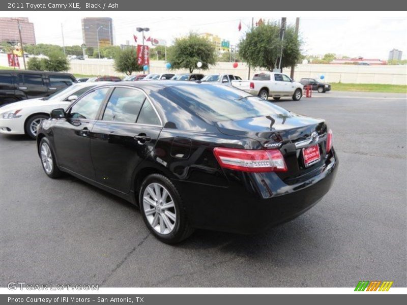 Black / Ash 2011 Toyota Camry XLE