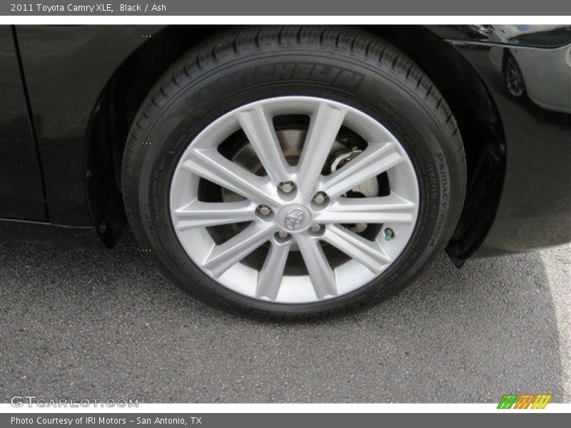 Black / Ash 2011 Toyota Camry XLE