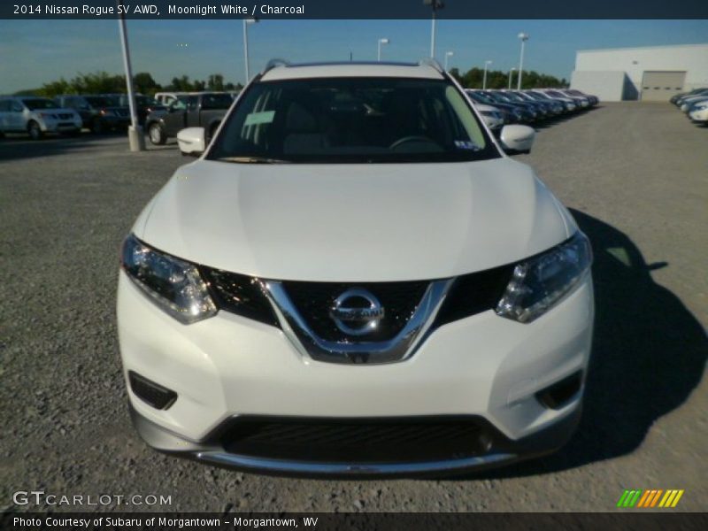 Moonlight White / Charcoal 2014 Nissan Rogue SV AWD