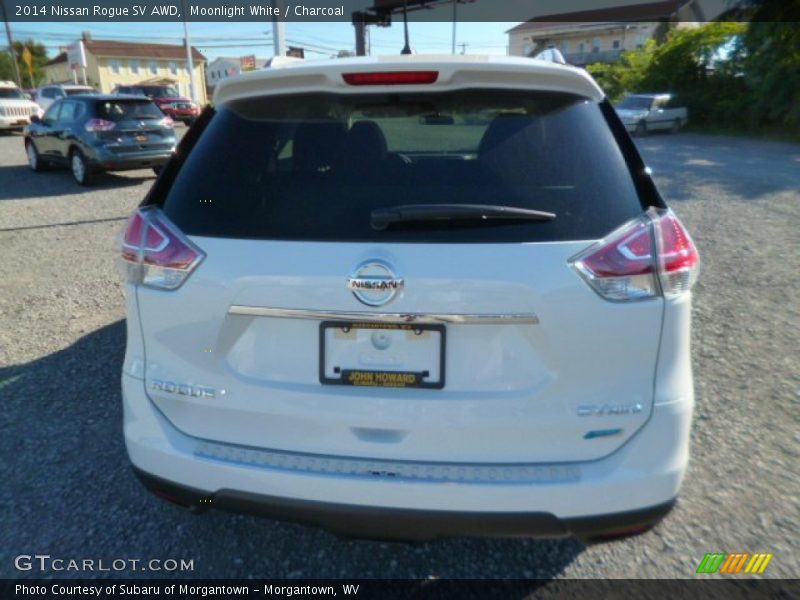 Moonlight White / Charcoal 2014 Nissan Rogue SV AWD