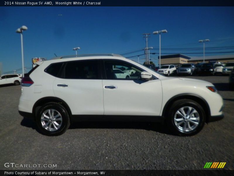 Moonlight White / Charcoal 2014 Nissan Rogue SV AWD