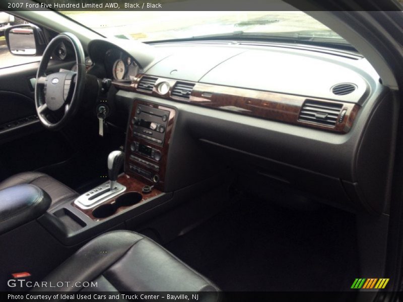 Black / Black 2007 Ford Five Hundred Limited AWD