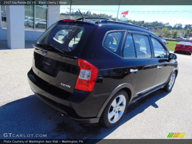 Black Cherry / Beige 2007 Kia Rondo EX V6