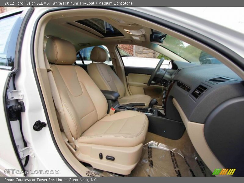 White Platinum Tri-Coat / Medium Light Stone 2012 Ford Fusion SEL V6