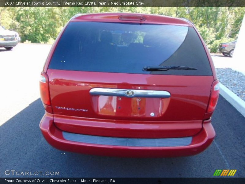 Inferno Red Crystal Pearl / Medium Slate Gray 2007 Chrysler Town & Country
