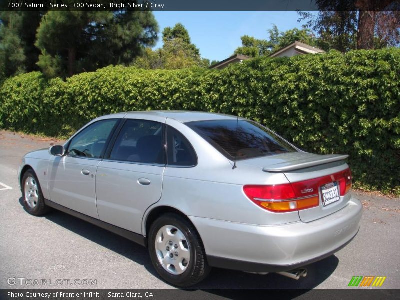 Bright Silver / Gray 2002 Saturn L Series L300 Sedan
