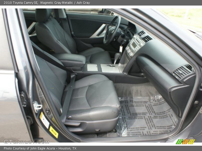 Magnetic Gray Metallic / Ash Gray 2010 Toyota Camry SE