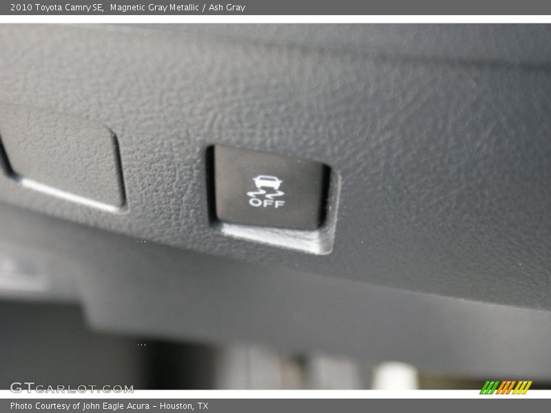 Magnetic Gray Metallic / Ash Gray 2010 Toyota Camry SE