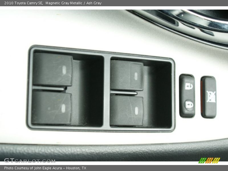 Magnetic Gray Metallic / Ash Gray 2010 Toyota Camry SE