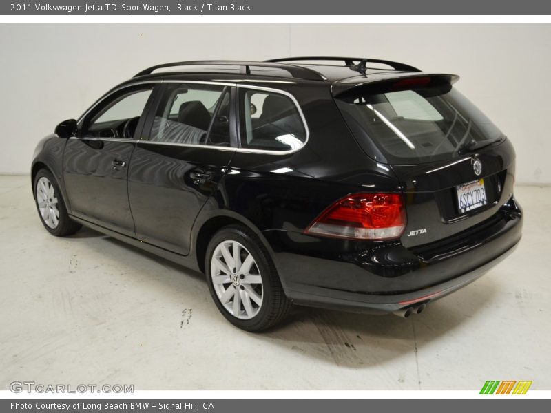 Black / Titan Black 2011 Volkswagen Jetta TDI SportWagen