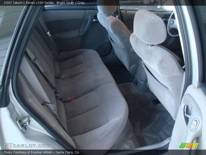 Bright Silver / Gray 2002 Saturn L Series L300 Sedan