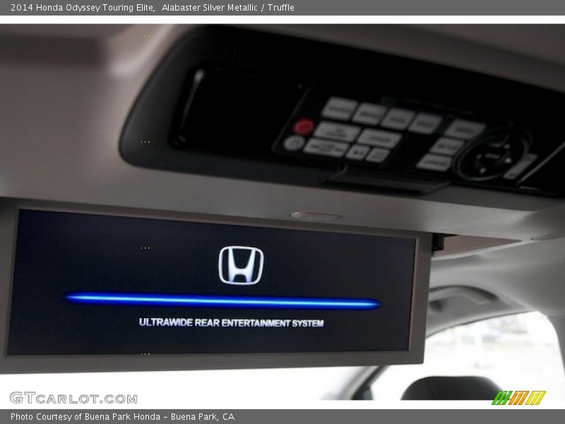 Alabaster Silver Metallic / Truffle 2014 Honda Odyssey Touring Elite