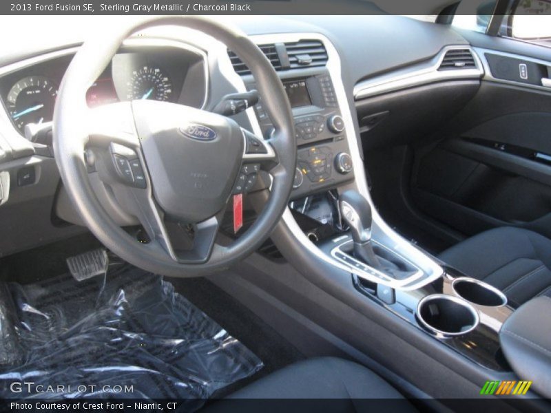 Sterling Gray Metallic / Charcoal Black 2013 Ford Fusion SE