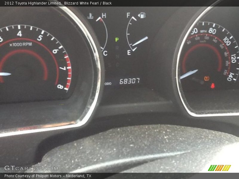 Blizzard White Pearl / Black 2012 Toyota Highlander Limited