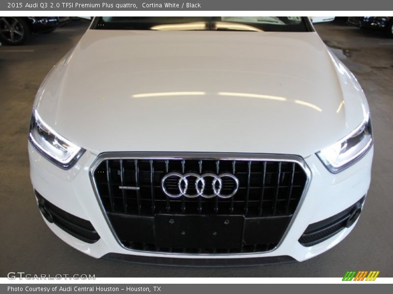 Cortina White / Black 2015 Audi Q3 2.0 TFSI Premium Plus quattro