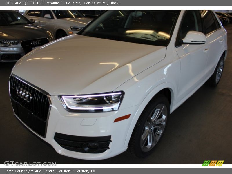 Cortina White / Black 2015 Audi Q3 2.0 TFSI Premium Plus quattro