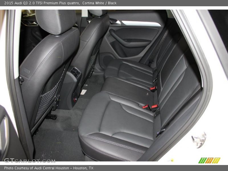 Rear Seat of 2015 Q3 2.0 TFSI Premium Plus quattro