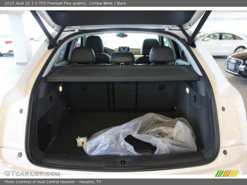  2015 Q3 2.0 TFSI Premium Plus quattro Trunk