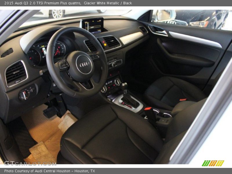  2015 Q3 2.0 TFSI Premium Plus quattro Black Interior