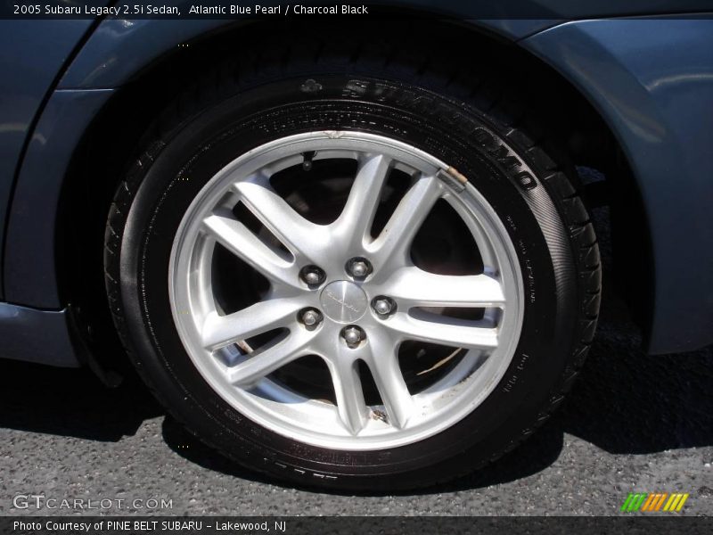 Atlantic Blue Pearl / Charcoal Black 2005 Subaru Legacy 2.5i Sedan